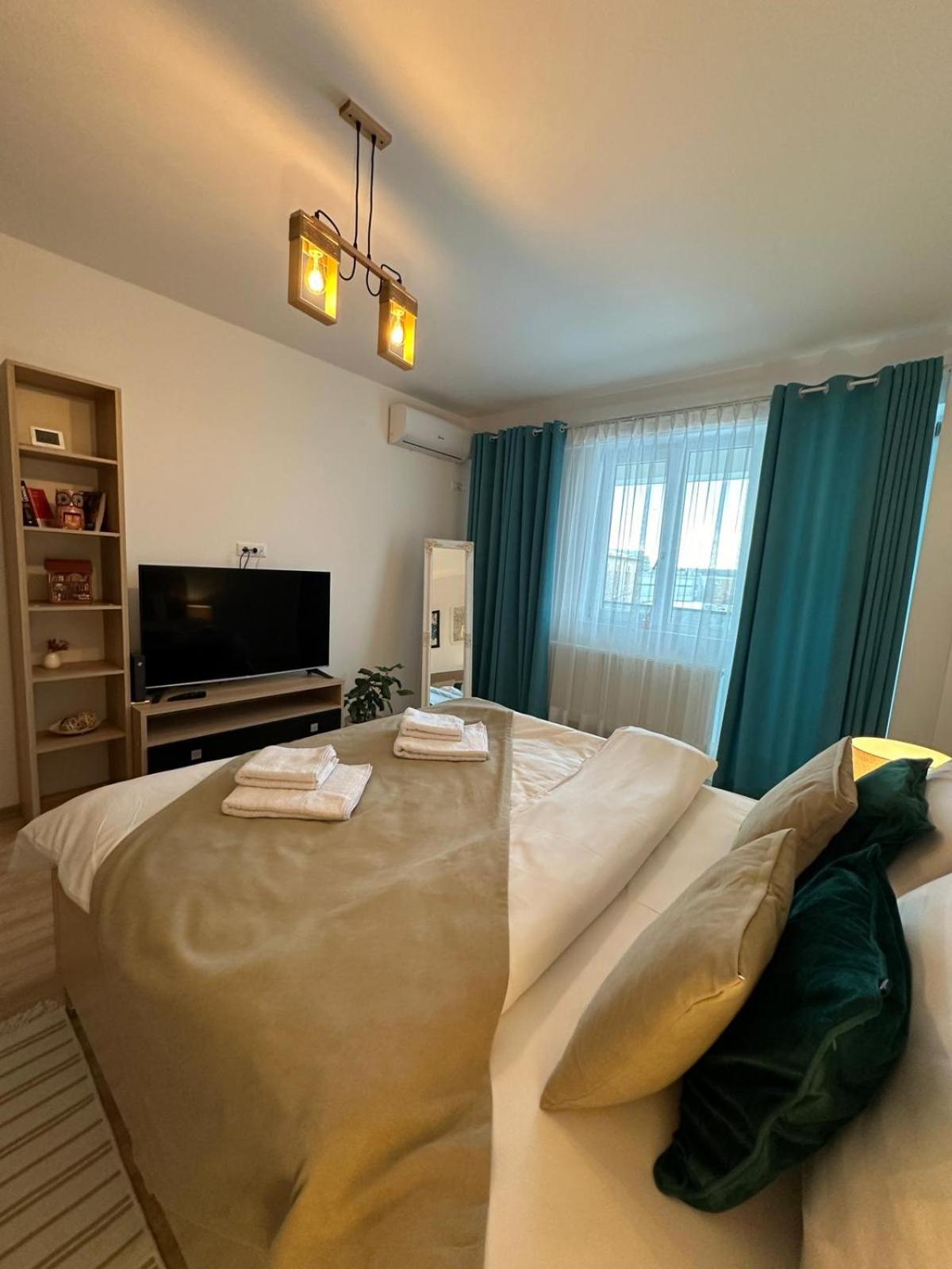 Lovely&Cozy Apartaments Palas Mall Iasi Ngoại thất bức ảnh