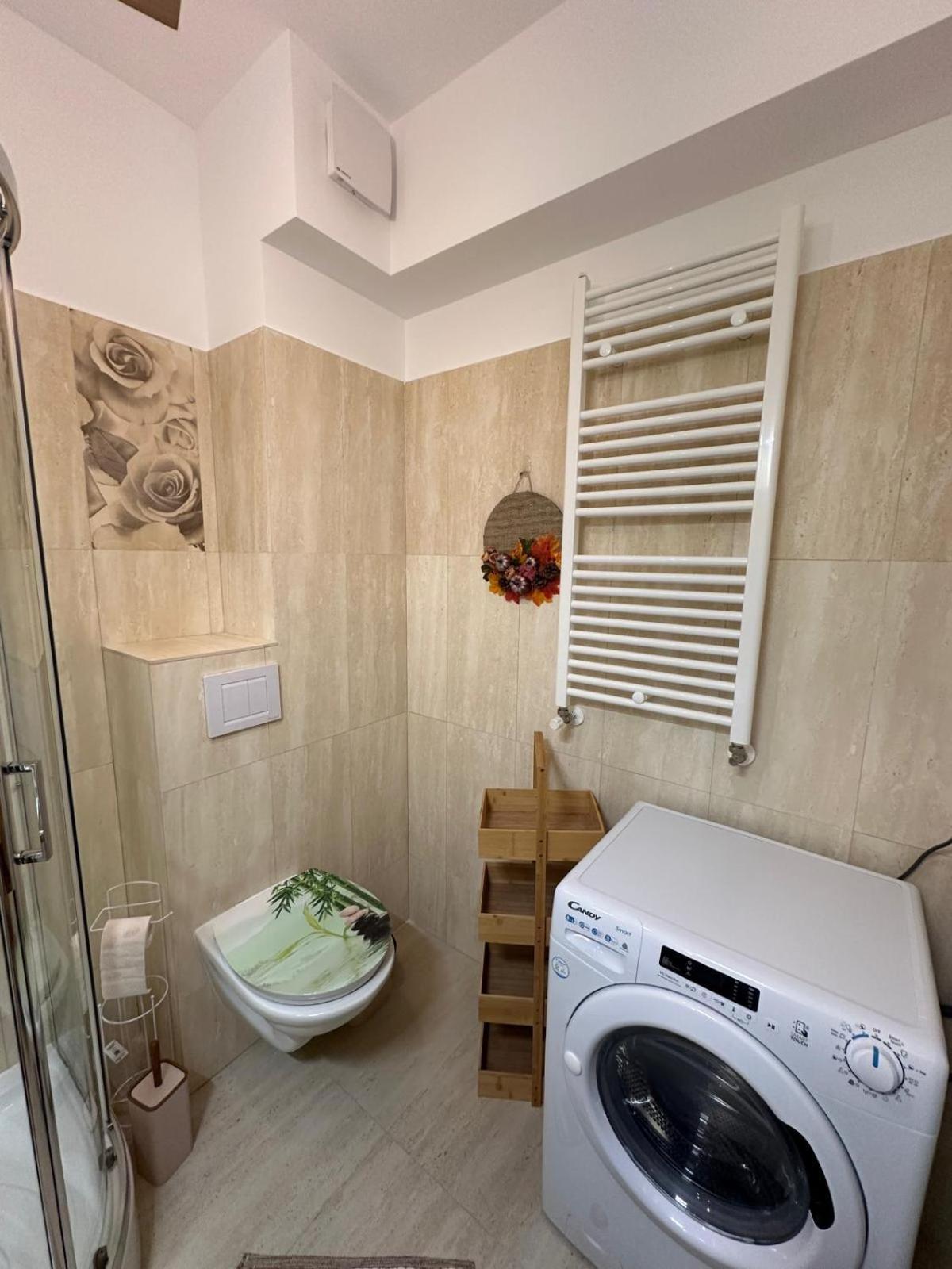 Lovely&Cozy Apartaments Palas Mall Iasi Ngoại thất bức ảnh